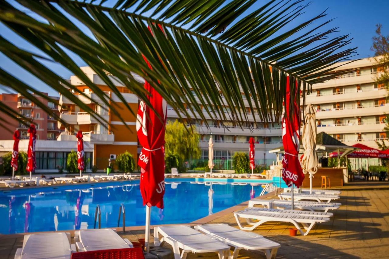 Savoy Hotel Мамая Екстер'єр фото